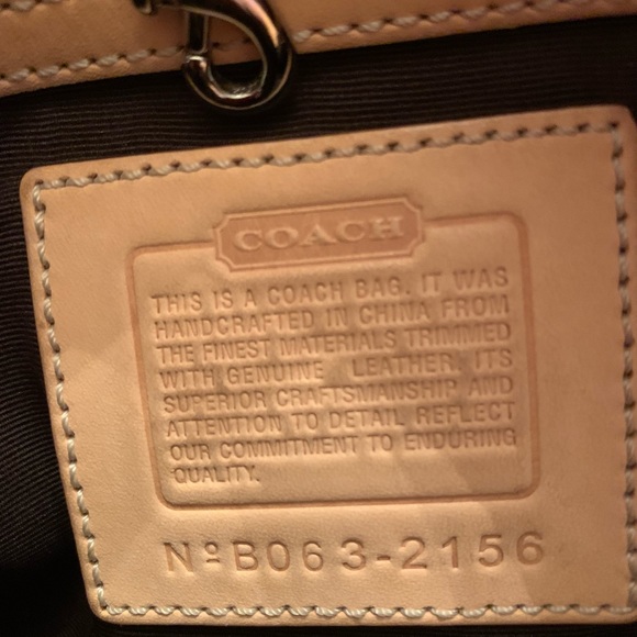 Coach Clasp Closure Bag - Picture 3 of 3